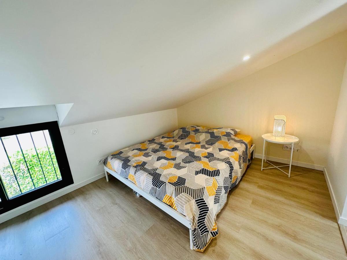 La Halte Occitane - Classe 3 Etoiles - Pour 6 Personnes, 3 Chambres, Parking, Terrasse, Tout Inclus モントーバン エクステリア 写真