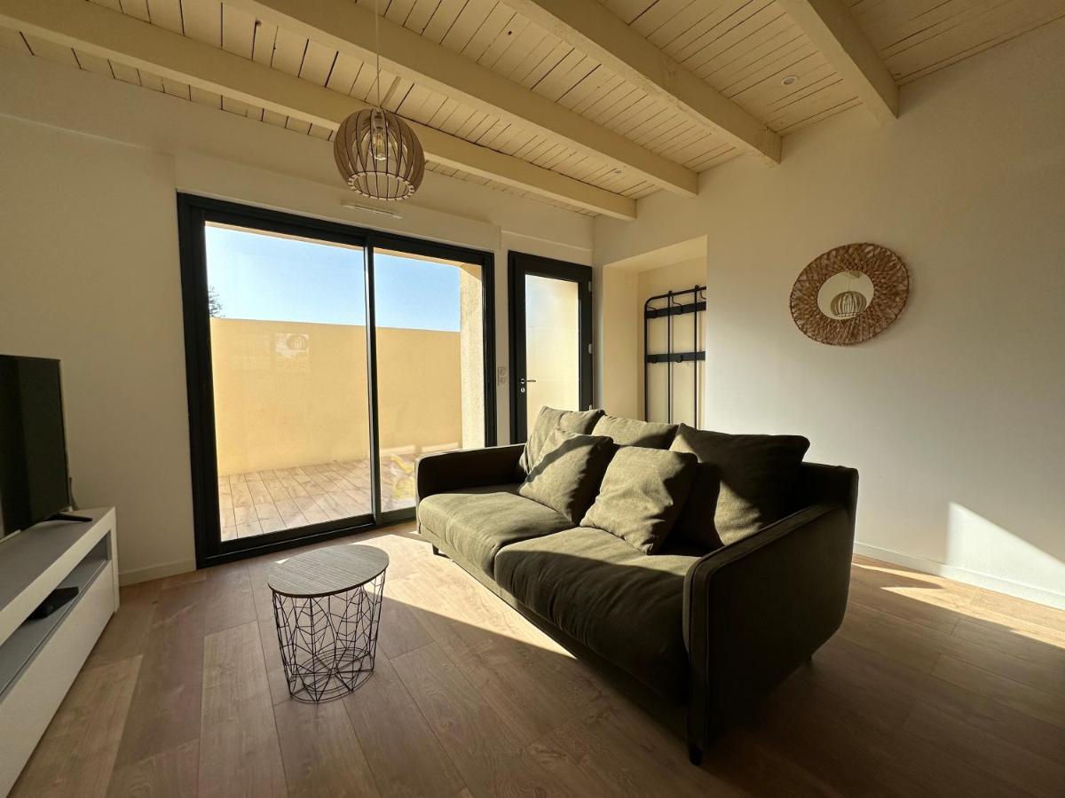 La Halte Occitane - Classe 3 Etoiles - Pour 6 Personnes, 3 Chambres, Parking, Terrasse, Tout Inclus モントーバン エクステリア 写真