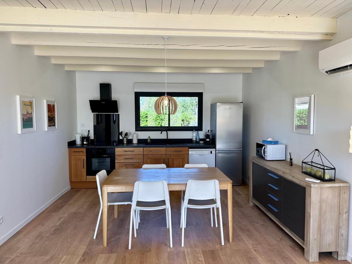 La Halte Occitane - Classe 3 Etoiles - Pour 6 Personnes, 3 Chambres, Parking, Terrasse, Tout Inclus モントーバン エクステリア 写真